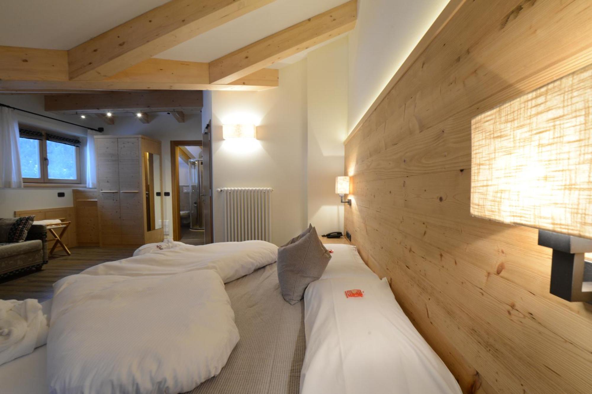 Nele Apartahotel 3*